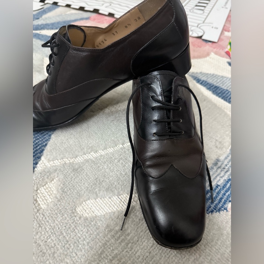 Salvatore Ferragamo Black Oxford Shoes Sleek Design